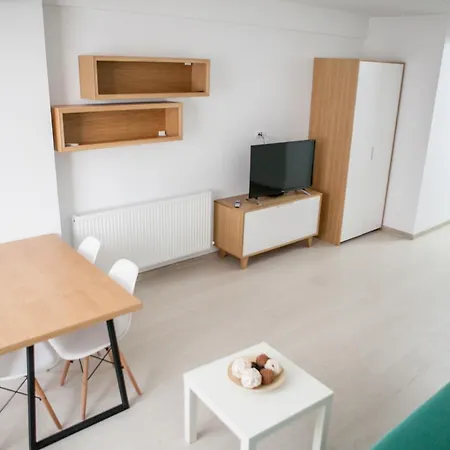 Miramar Apartman *